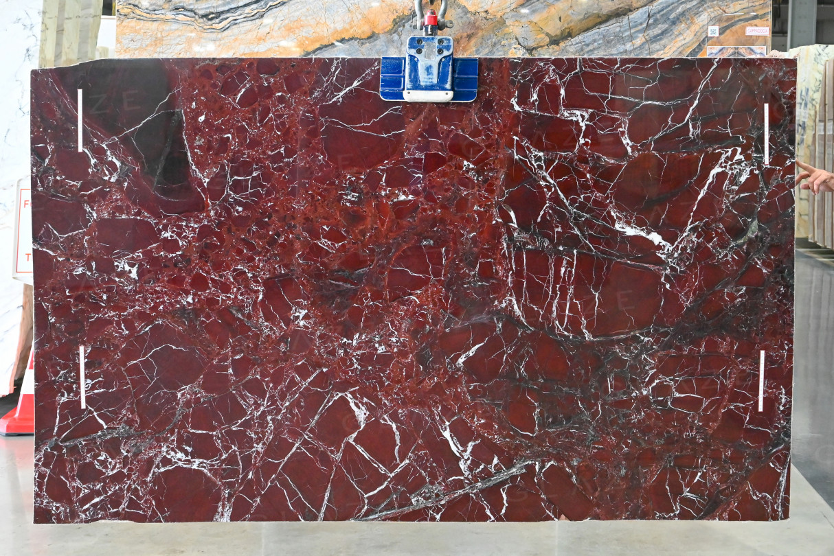 Rosso Levanto