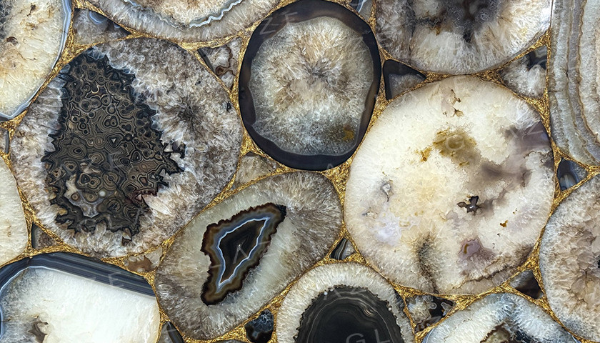 Precious Stone AGATE Atena Giant with Gold