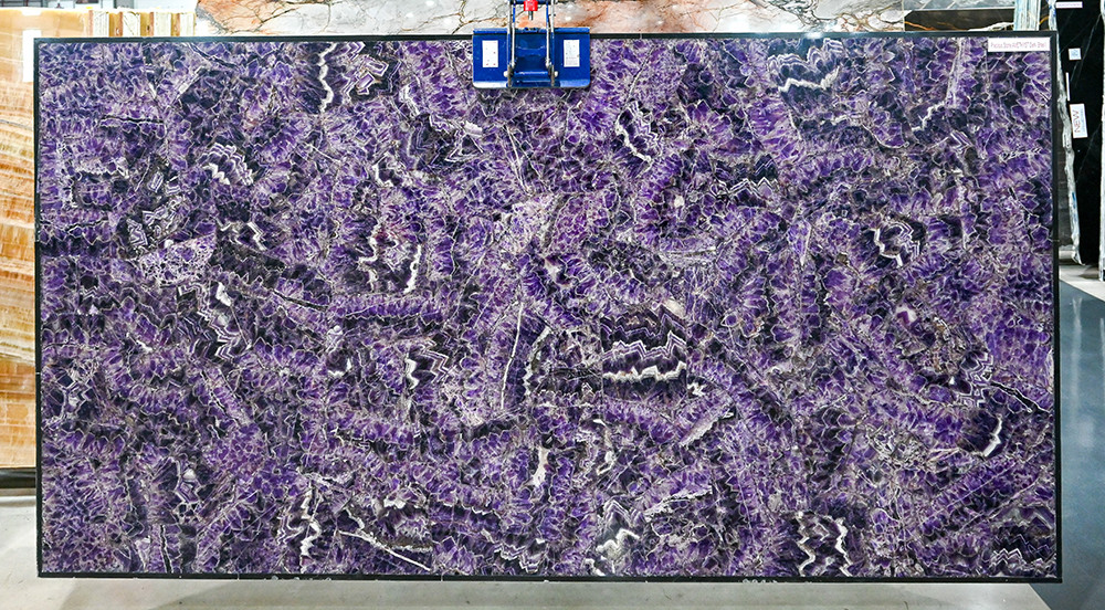 Precious Stone AMETHYST Dark