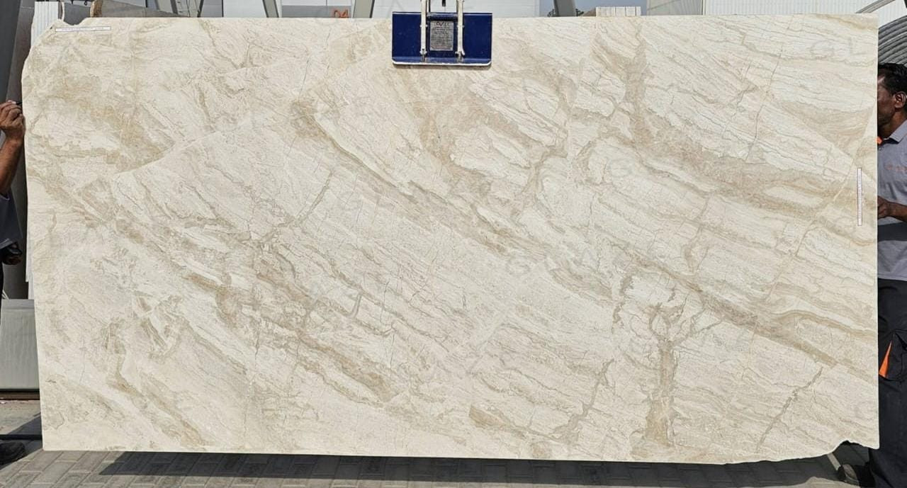 Breccia Aurora