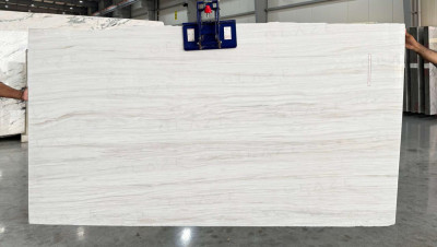Nestos White