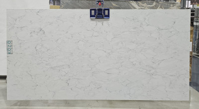 Quartz KOZO Carrara Lorano