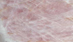 Crystallo Rosa (Pink Quartz)